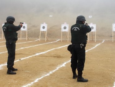 Más de 800 gendarmes de la región de Valparaíso serán evaluados en uso de armamento