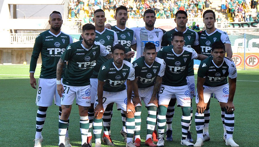 Dirigentes de Santiago Wanderers aseguran que el club "seguirá con vida" pese a salida de Nicolás Ibáñez