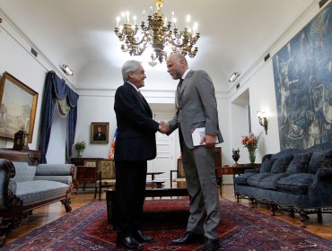 Partido Socialista pidió a presidente Piñera que "no le falte el respeto" a Bachelet