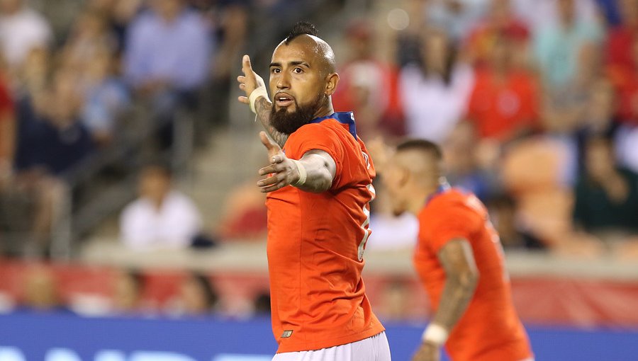 Arturo Vidal a prensa chilena: "¿Para qué voy a hablar, si al final lo cambian todo?"