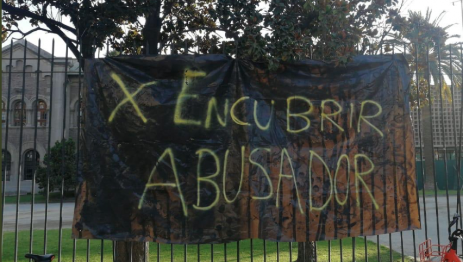 Alumnas se tomaron dependencias del Campus Oriente de la Universidad Católica