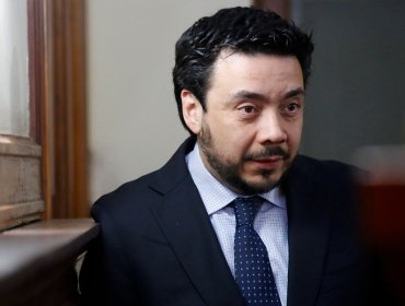 Fiscal Emiliano Arias valoró fallo contra el Arzobispado de Santiago por caso Karadima