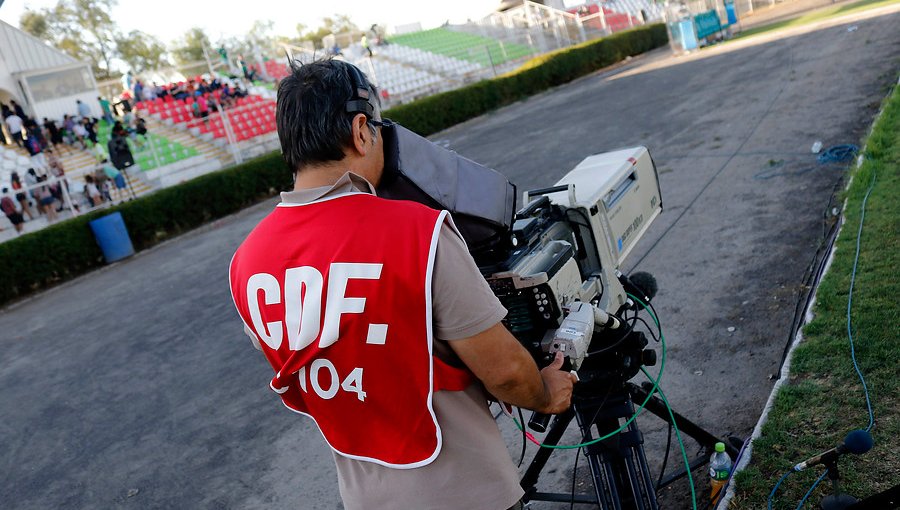 CDF compensará a usuarios que no pudieron ver partido Colo-Colo - UC en 2017