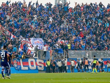 Hinchada de U. de Chile no podrá asistir al Clásico Universitario en San Carlos