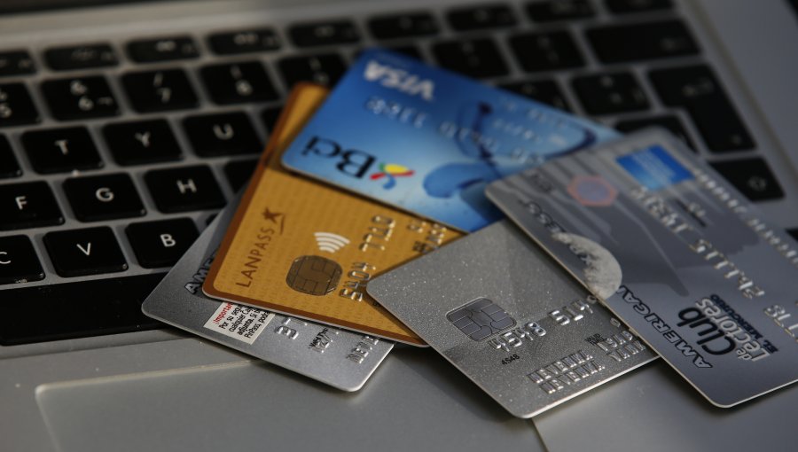 Anuncian proyecto para fiscalizar cuentas bancarias de autoridades
