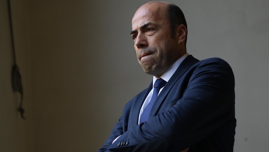 UDI presentaría acusación constitucional contra Bermúdez tras presunto error en déficit de Viña