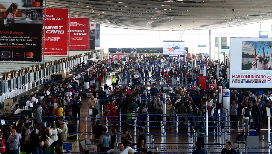 Anuncian nueva rebaja de tasas de embarque para vuelos nacionales e internacionales