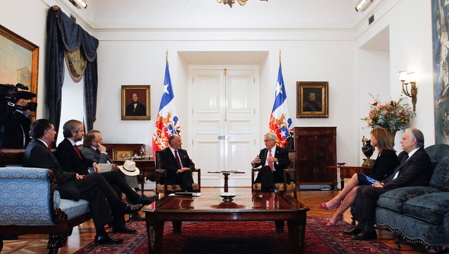 Presidente Piñera recibió en La Moneda a Mesa Directiva de la Cámara de Diputados