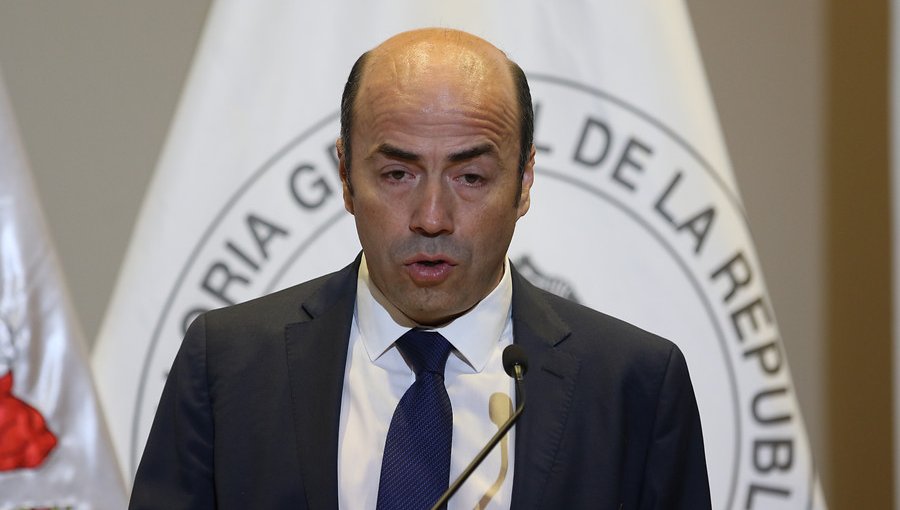 Acusan operación política de la UDI para desestabilizar al Contralor Jorge Bermúdez