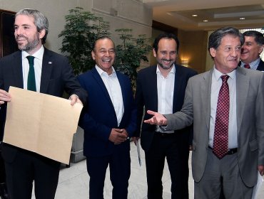 Gobierno consigue postergar votación de la idea de legislar la Reforma Tributaria