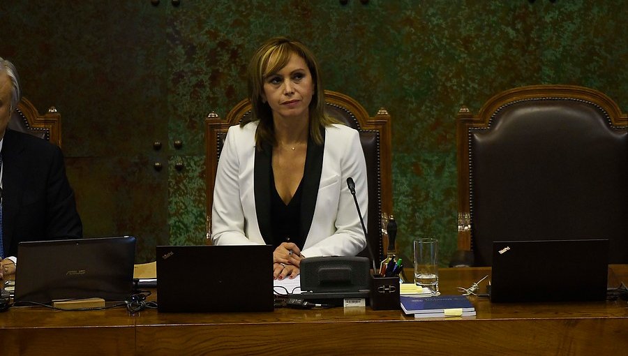 Vicepresidenta de la Cámara de Diputados criticó alza “desmedida” en planes de Isapres