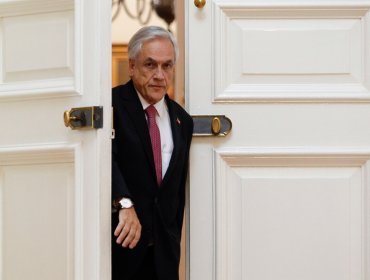 Presidente Piñera se compromete a "eliminar todas las preexistencias y carencias" en Ley de Isapres