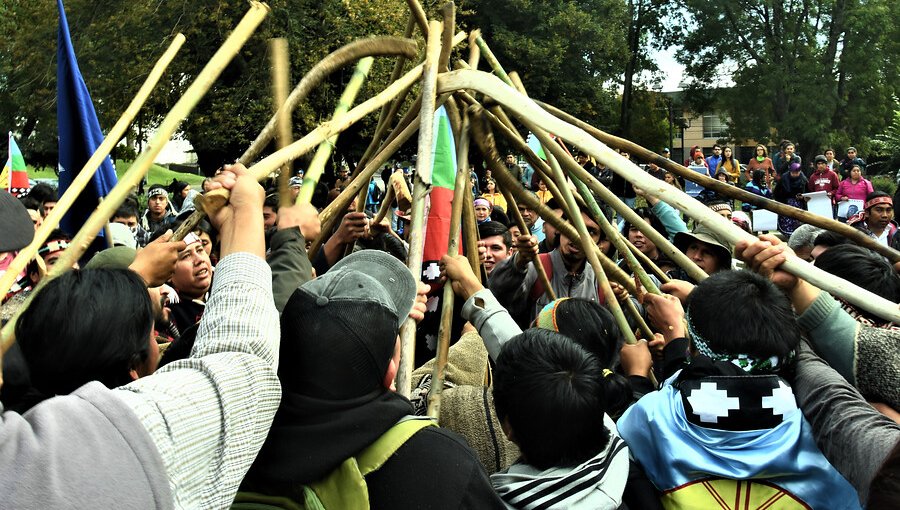 Marcha mapuche no autorizada culminó con disturbios y destrozos en Temuco