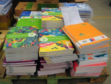 Gobierno recogerá propuestas de Fiscalía Económica en busca de disminuir los costos de textos escolares