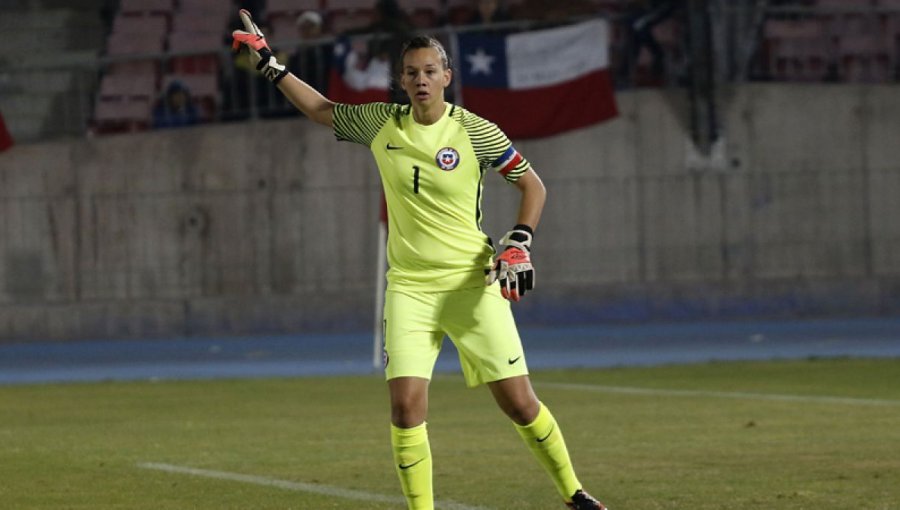 Con una brillante Tiane Endler, la Roja femenina empató en amistoso ante Escocia