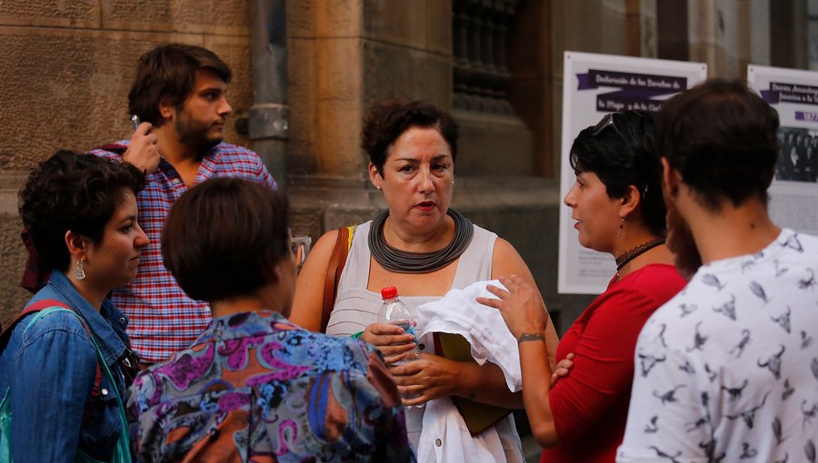 Frente Amplio lanzó agenda pro-mujer y criticó propuestas del Gobierno en la materia