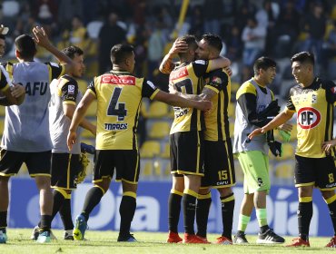 Coquimbo se hizo fuerte de local y superó a Colo Colo con gol de Pinilla