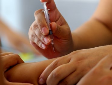 Gobierno refuerza en terreno campaña de vacunación contra la influenza