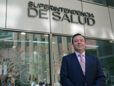 Presidente Piñera aceptó la renuncia del superintendente de Salud, Ignacio García-Huidobro