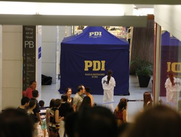 Hombre murió luego de caer seis pisos en el mall Costanera Center: sería un nuevo suicidio