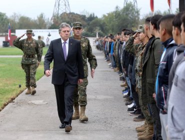 Ejército recibe a nuevos conscriptos luego del suicidio de joven en Iquique