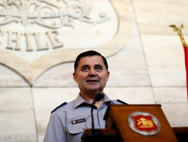 Comandante en jefe del Ejército catalogó como "grave" la desconfianza que hay hacia el Ejército