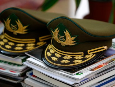 Fraude en Carabineros: Investigan viajes en comisión de servicio de 130 generales (r)