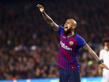 Arturo Vidal sería titular en duelo entre Barcelona y Manchester United por Champions League