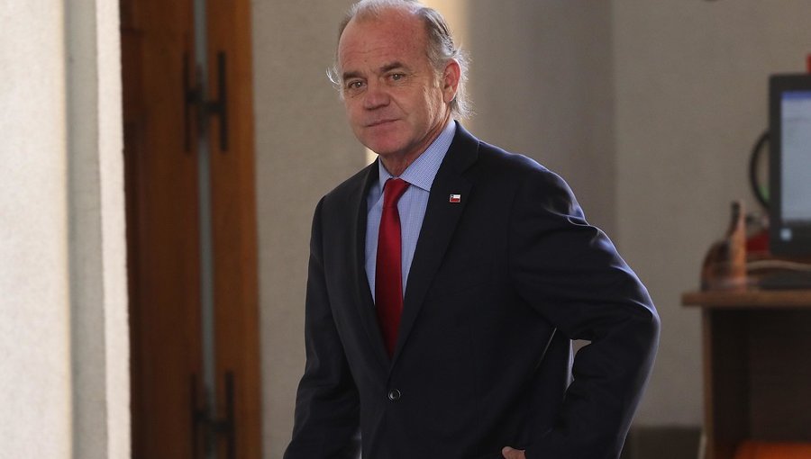 Ministro de Agricultura destaca alianza INDAP-JUNAEB para proveer mejores alimentos a escuelas