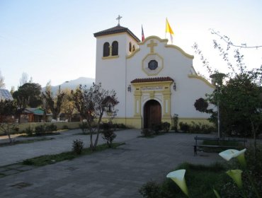 Suspenden a párroco de Francisco de Mostazal por denuncia de abuso sexual