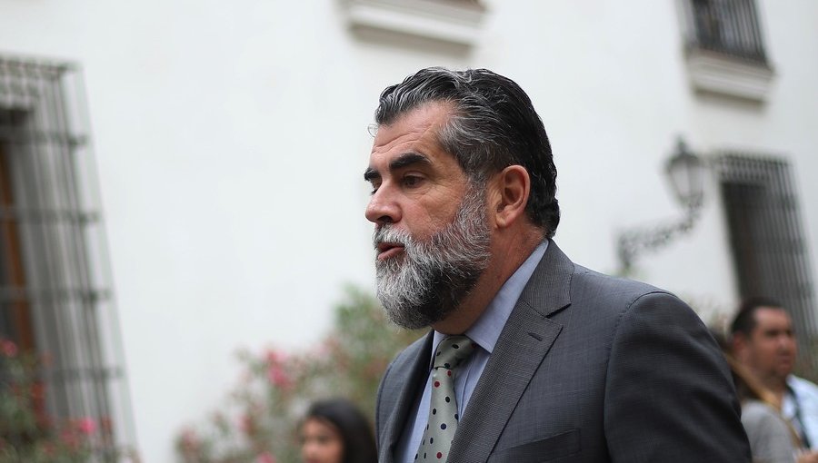 Cámara de Diputados aprobó comisión investigadora por compra de terrenos de Rodrigo Ubilla