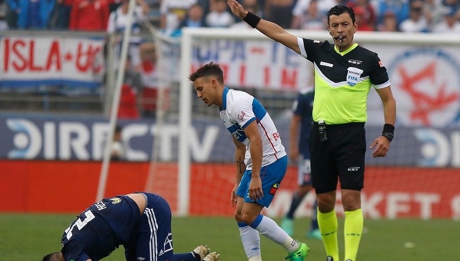 Roberto Tobar será el árbitro del Clásico Universitario de este domingo