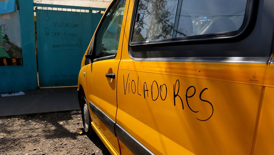 Denuncian a auxiliares de escuela por abusar sexualmente de niños en Cerro Navia