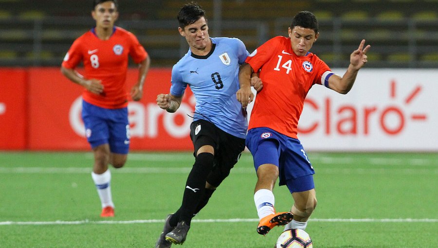 Prensa uruguaya calificó derrota frente a la Roja sub-17 como "un golpe duro"