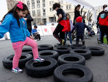 Junaeb y Elige Vivir Sano invitan a que los niños motiven a sus padres a tener una vida sana