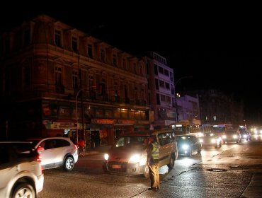 Superintendencia ordena a empresas eléctricas elaborar planes para evitar cortes en invierno
