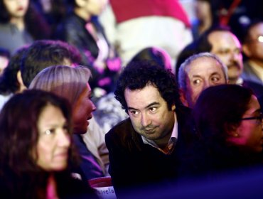 Rafael Gumucio se defendió de acusaciones del diputado Andrés Celis