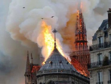 Emmanuel Macron lamentó incendio en la catedral de Notre Dame