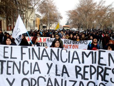 Confech anuncia que la primera marcha estudiantil del año será el 25 de abril