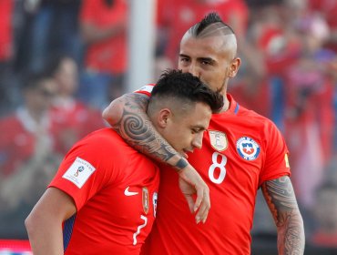 Arturo Vidal y Alexis Sánchez serán suplentes en duelo por Champions League