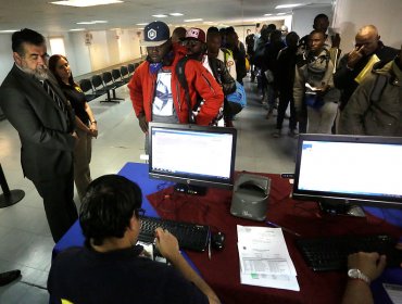 Colegio Médico denuncia que dos haitianos viajaron en Plan Retorno a su país con VIH