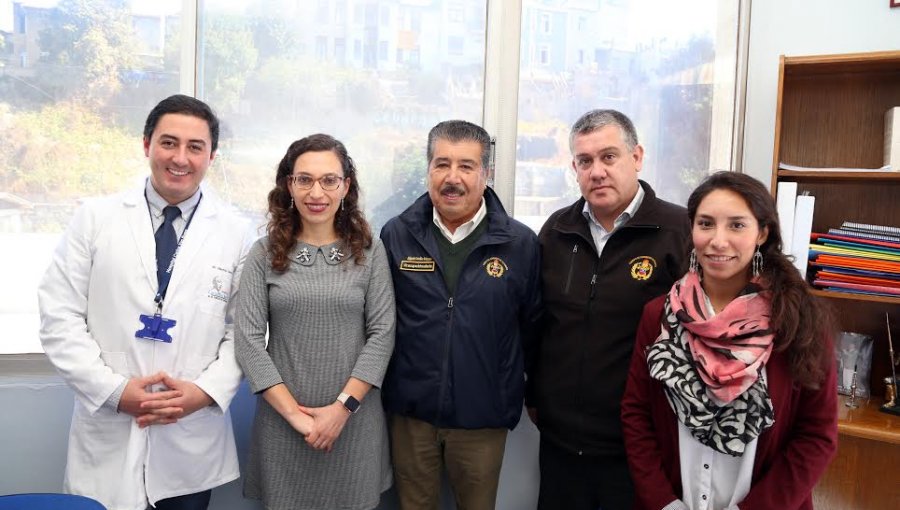 Hospital Van Buren y Bomberos de Valparaíso firmaron acuerdo de colaboración mutua