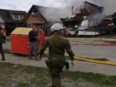 Avioneta cayó sobre una vivienda en Puerto Montt: hay seis personas fallecidas