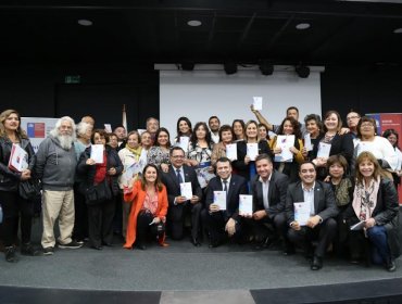 Dirigentes sociales de la provincia de Valparaíso recibieron guía con información de fondos concursables