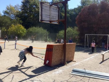 Horacio de la Peña impartió clases de tenis a alumnos de cuatro escuelas rurales de Quilpué