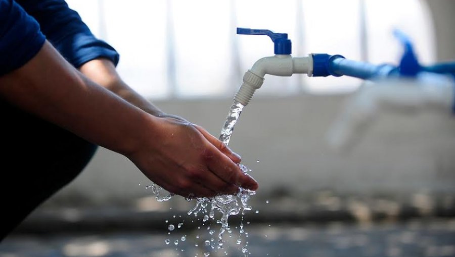 Hasta 15% aumentaría consumo de agua potable en la región de Valparaíso durante Semana Santa