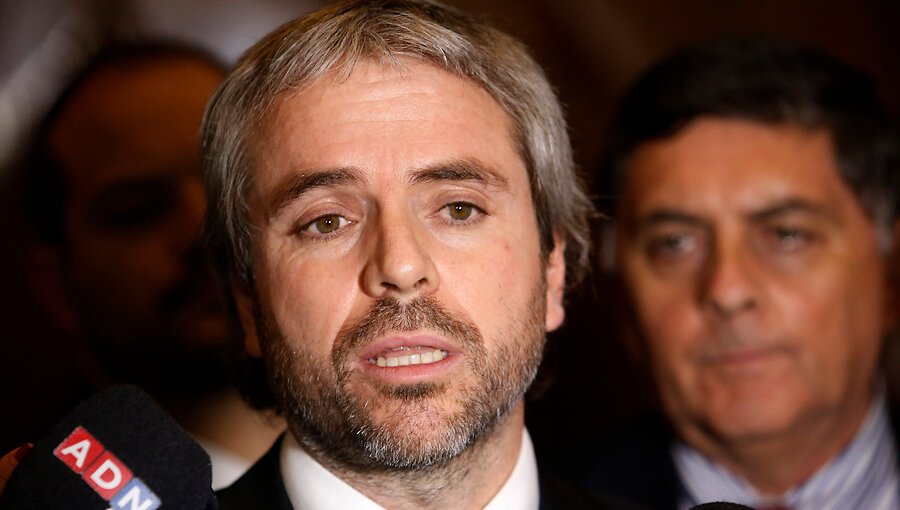 Ministro Blumel y horario de la cuenta pública: "La decisión corresponde al Congreso"