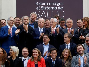 Reforma a la salud incluye el fin a las preexistencias y a la discriminación por sexo en isapres