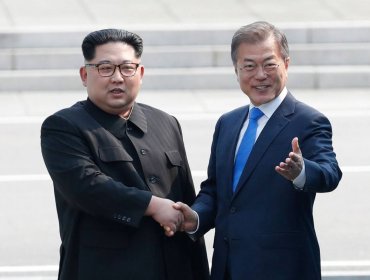 Corea del Sur invitó a Corea del Norte a conmemorar la primera cumbre entre sus líderes