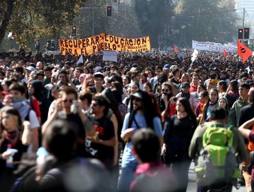 Colegio de Profesores convocan este martes a "Protesta Nacional Docente"